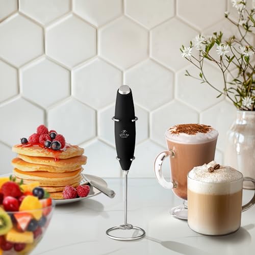 Zulay Kitchen Potente varita espumadora de leche con 2 bater